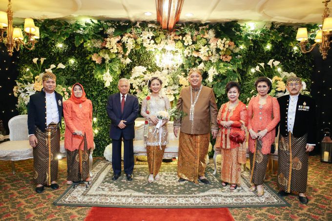 Traditional Wedding of Ami & Adi by MERCANTILE PENTHOUSE WEDDING - 033 Traditional Wedding of Ami & Adi by MERCANTILE PENTHOUSE WEDDING - 033
