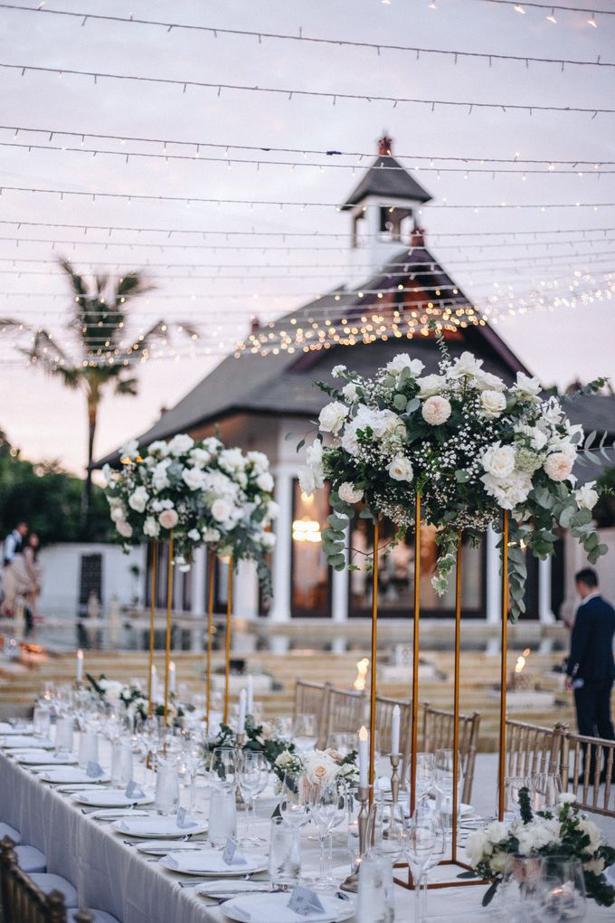 Wedding Decoration at St Regis by Joseph Photo by Red Gardenia - 019