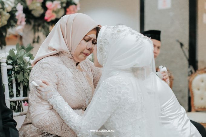 The Wedding Of Shella & Lutfi by alienco photography - 019