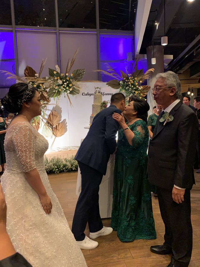 Entertainment Wedding Intimate Double Tree Jakarta - Double V entertainment by Anthony Stevven - 012 Entertainment Wedding Intimate Double Tree Jakarta - Double V entertainment by Anthony Stevven - 012