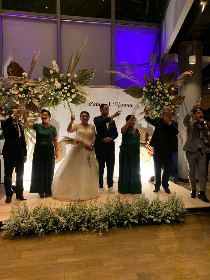 Entertainment Wedding Intimate Double Tree Jakarta - Double V entertainment by Anthony Stevven - 022 Entertainment Wedding Intimate Double Tree Jakarta - Double V entertainment by Anthony Stevven - 022