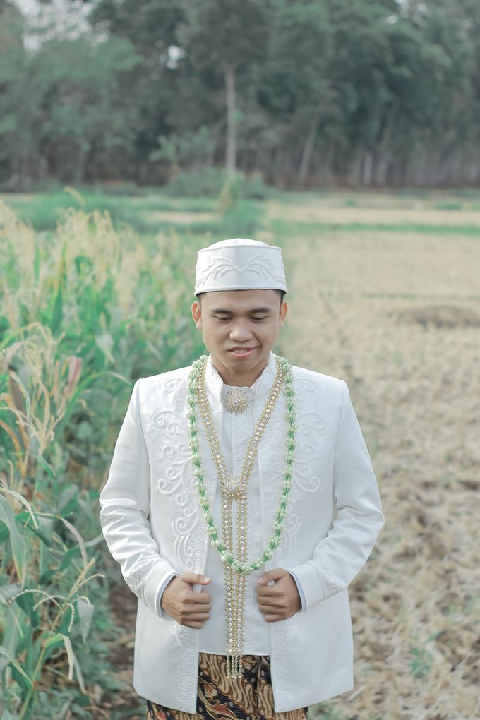 Wedding Intan & Agung by aaron Photo & Cinema - 006 Wedding Intan & Agung by aaron Photo & Cinema - 006