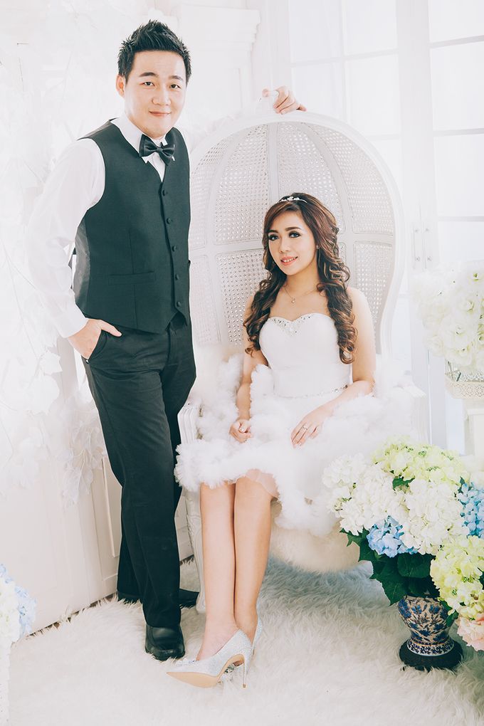 Hermanto And Chris Prewedding by Robin Alfian Photography - 004