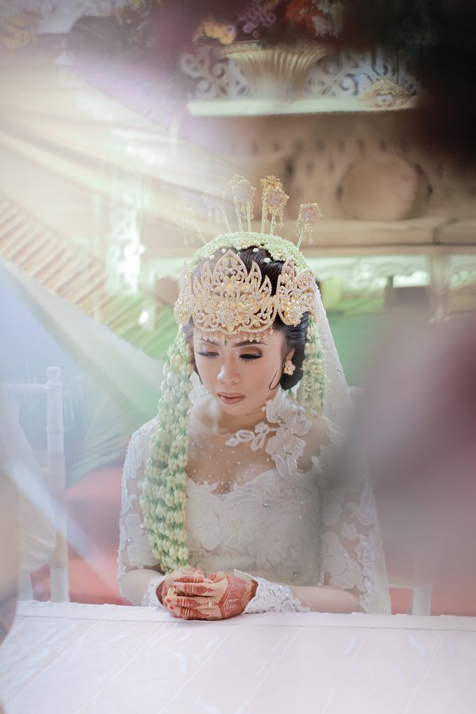 Wedding Intan & Agung by aaron Photo & Cinema - 008 Wedding Intan & Agung by aaron Photo & Cinema - 008