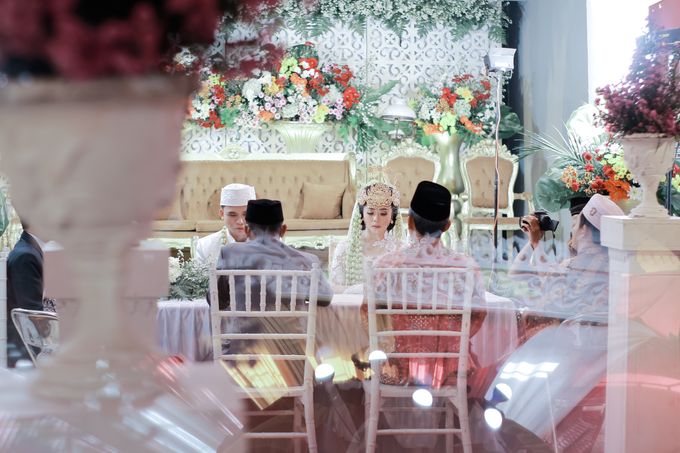 Wedding Intan & Agung by aaron Photo & Cinema - 009 Wedding Intan & Agung by aaron Photo & Cinema - 009