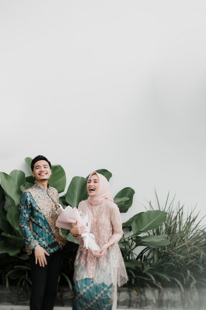 Engagement Inas & Febrian by Menuai Rasa Photo - 041 Engagement Inas & Febrian by Menuai Rasa Photo - 041