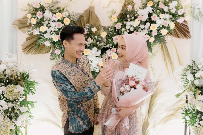 Engagement Inas & Febrian by Menuai Rasa Photo - 049 Engagement Inas & Febrian by Menuai Rasa Photo - 049