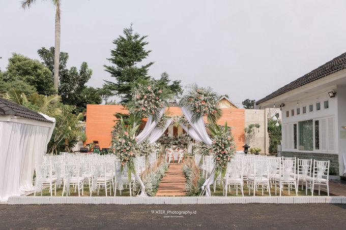 The Wedding Of SzaSza & Yubi by Villa Srimanganti - 025