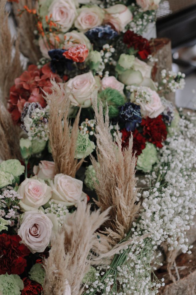 Elopement Vol 1 An Intimate Wedding Styled Shoot by Uncomplicated Weddings & Events - 038 Elopement Vol 1 An Intimate Wedding Styled Shoot by Uncomplicated Weddings & Events - 038