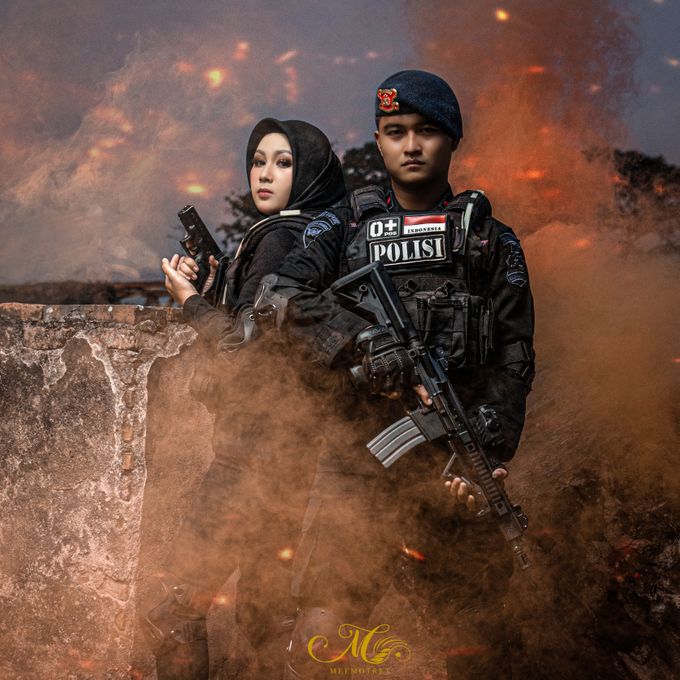 Police Conceptual Prewedding by Meemotret - 001 Police Conceptual Prewedding by Meemotret - 001