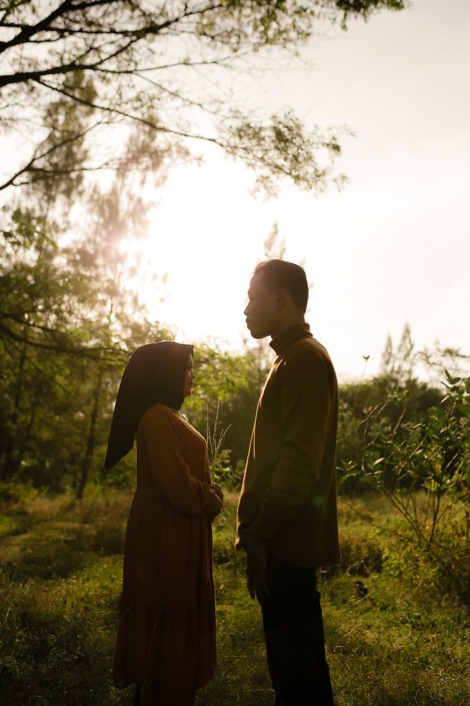 prewedding outdoor by Kalaviaphoto - 003 prewedding outdoor by Kalaviaphoto - 003