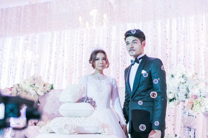 THE RECEPTION NINA NADIRA & AHMAD FARHAN by imagessoul - 033