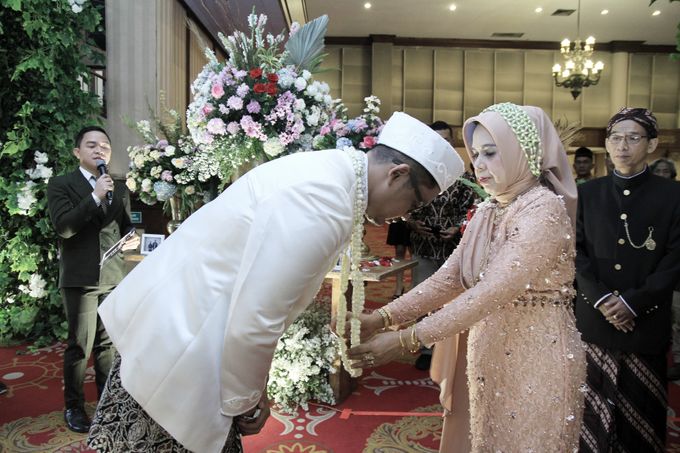 putri & Arif Akad Nikah by Our Wedding & Event Organizer - 008