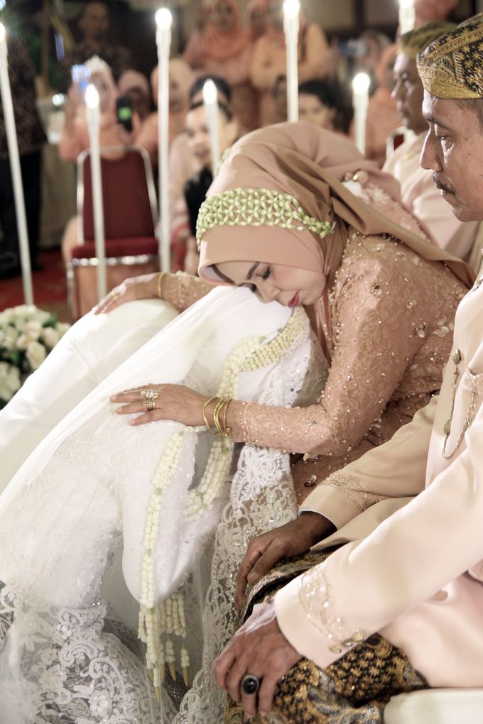 putri & Arif Akad Nikah by Our Wedding & Event Organizer - 031