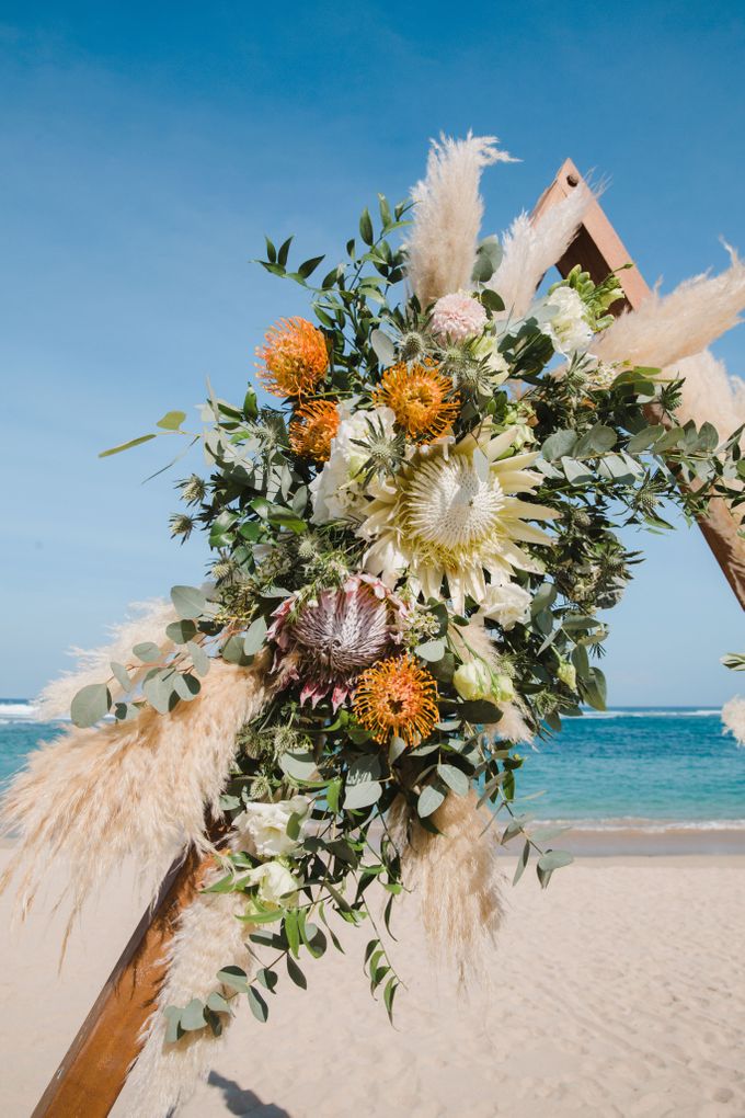 Summer - Modern Beach Wedding at Inaya Resort by Silverdust Decoration - 017 Summer - Modern Beach Wedding at Inaya Resort by Silverdust Decoration - 017
