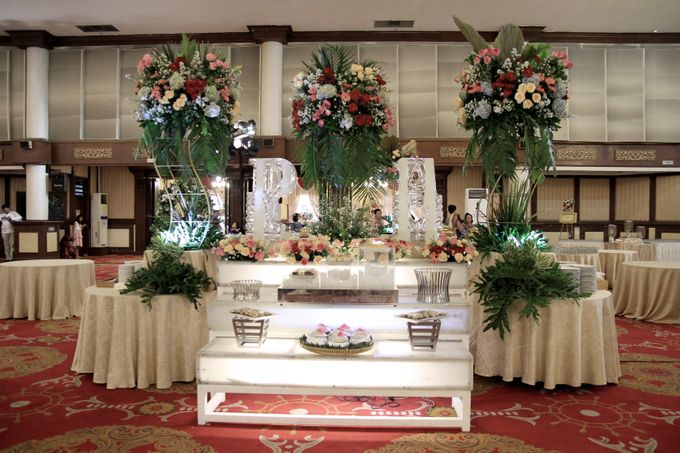 putri & arif dekorasi wedding by Our Wedding & Event Organizer - 012 putri & arif dekorasi wedding by Our Wedding & Event Organizer - 012