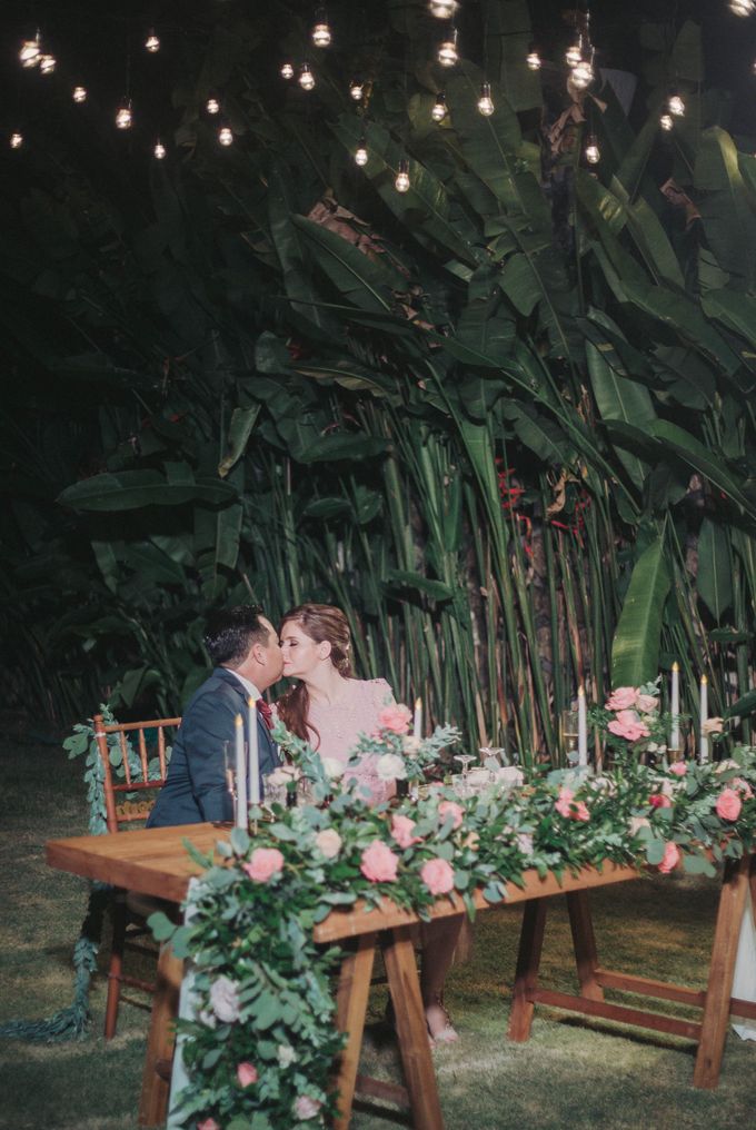 Sweet Rustic Wedding at New Kuta Golf & Villa Bayu Bali by Silverdust Decoration - 021