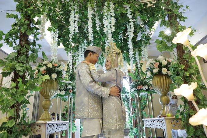 Miranti & Andri by Madina weddings - 014 Miranti & Andri by Madina weddings - 014