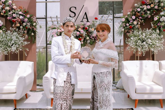 Shella & Agung Wedding by Saenna Planner - 002