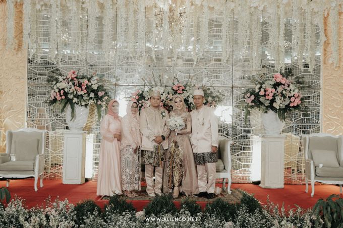 The Wedding Of Shella & Lutfi by alienco photography - 031