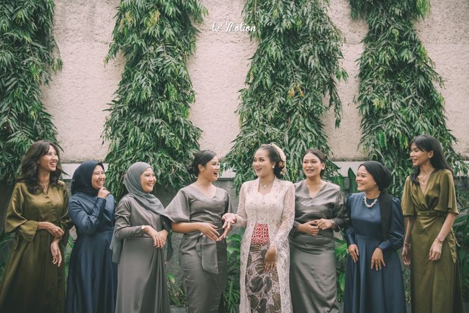 Javanese Mix Contemporary Wedding of Putri & Berry by Seserahan Manten - 016