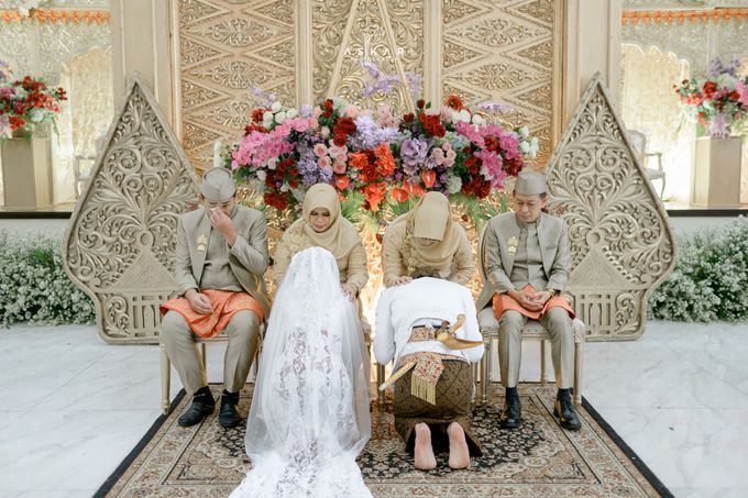Lintang & Yova by Kencana Mas Wedding & Event Organizer - 011