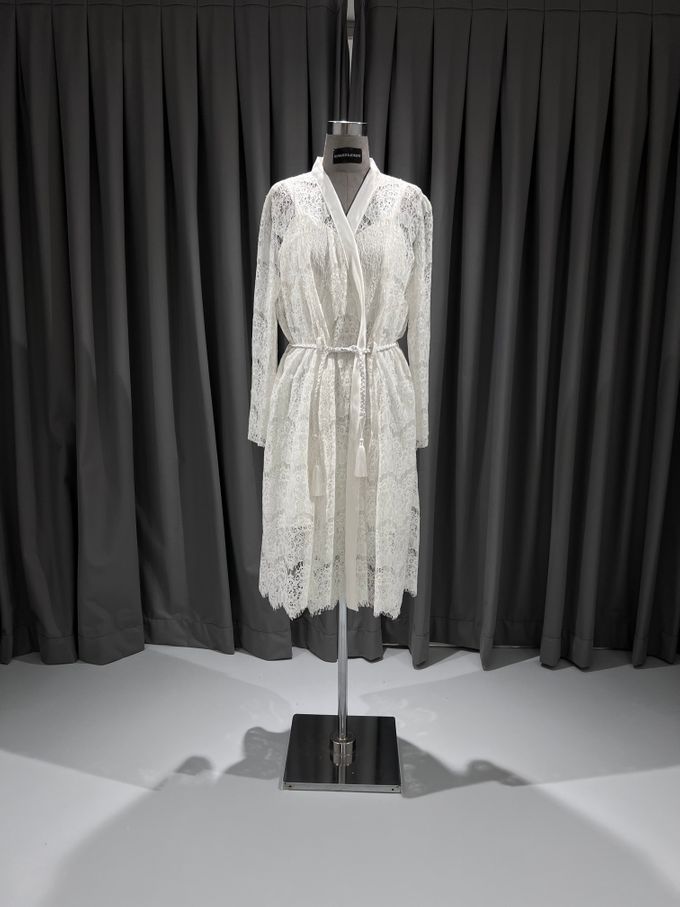 Nymphia Robe by Howard laurent - 002