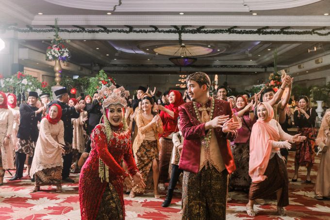 Sundanese Tradional Wedding - Gita & Putra by vimistudio - 015 Sundanese Tradional Wedding - Gita & Putra by vimistudio - 015