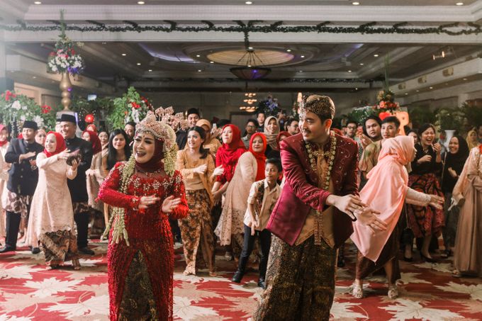 Sundanese Tradional Wedding - Gita & Putra by vimistudio - 014 Sundanese Tradional Wedding - Gita & Putra by vimistudio - 014