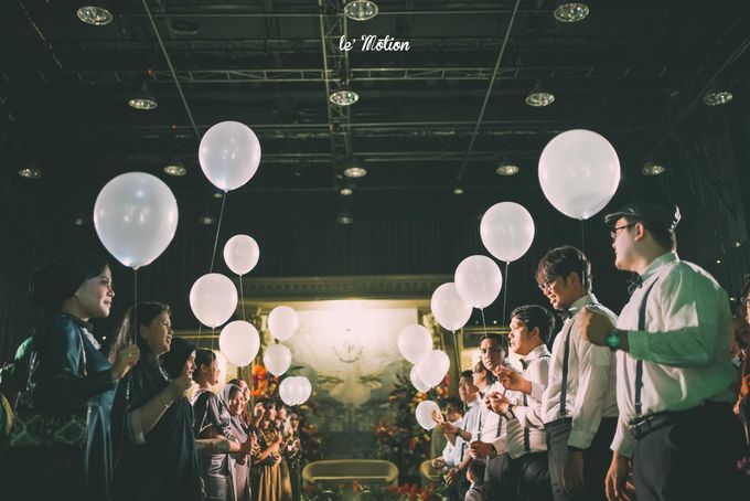 Javanese Mix Contemporary Wedding of Putri & Berry by Seserahan Manten - 037 Javanese Mix Contemporary Wedding of Putri & Berry by Seserahan Manten - 037