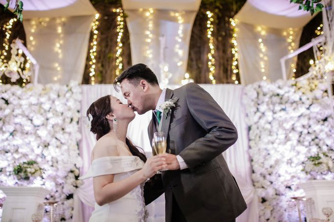 A Fresh and Modern Minimalist Iglesia Ni Cristo Wedding by Eye Candy Manila Event Styling Co. - 045 A Fresh and Modern Minimalist Iglesia Ni Cristo Wedding by Eye Candy Manila Event Styling Co. - 045