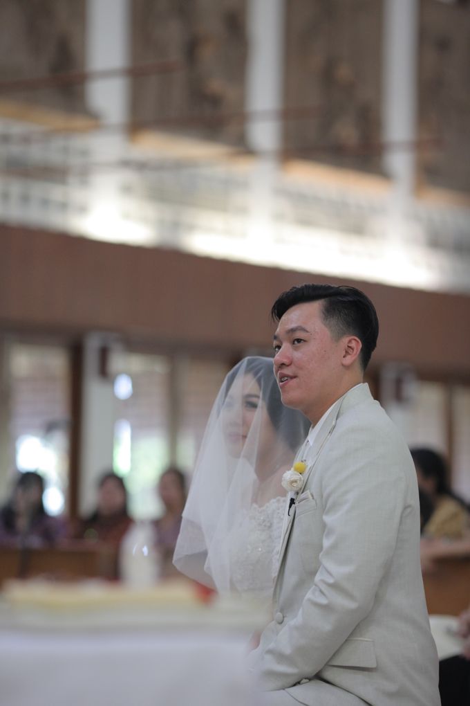 Sunlake Hotel - Yustomo & Errita Wedding by Impressions Wedding Organizer - 008