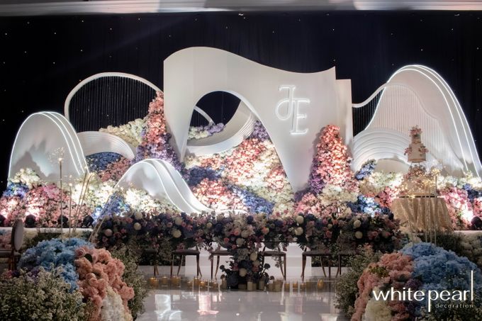 Park Hyatt Glass House 2025.05.17 by White Pearl Decoration - 001 Park Hyatt Glass House 2025.05.17 by White Pearl Decoration - 001