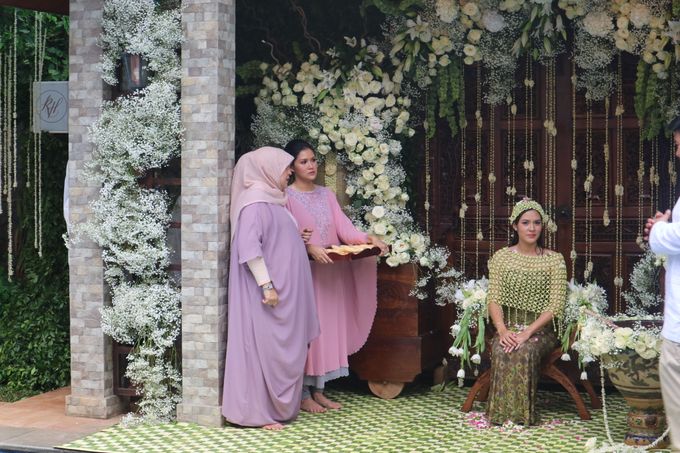 Home Wedding Raisa by David Salim Photography - 009