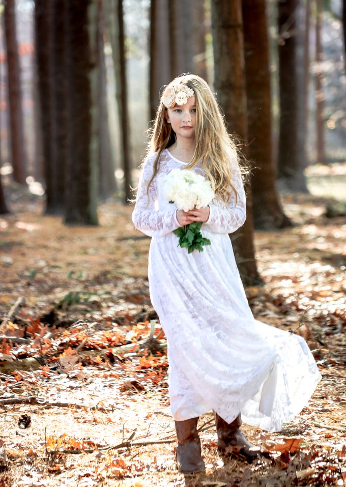 My amazing Woodland Wedding by Sixpence Boutique & Co - 003