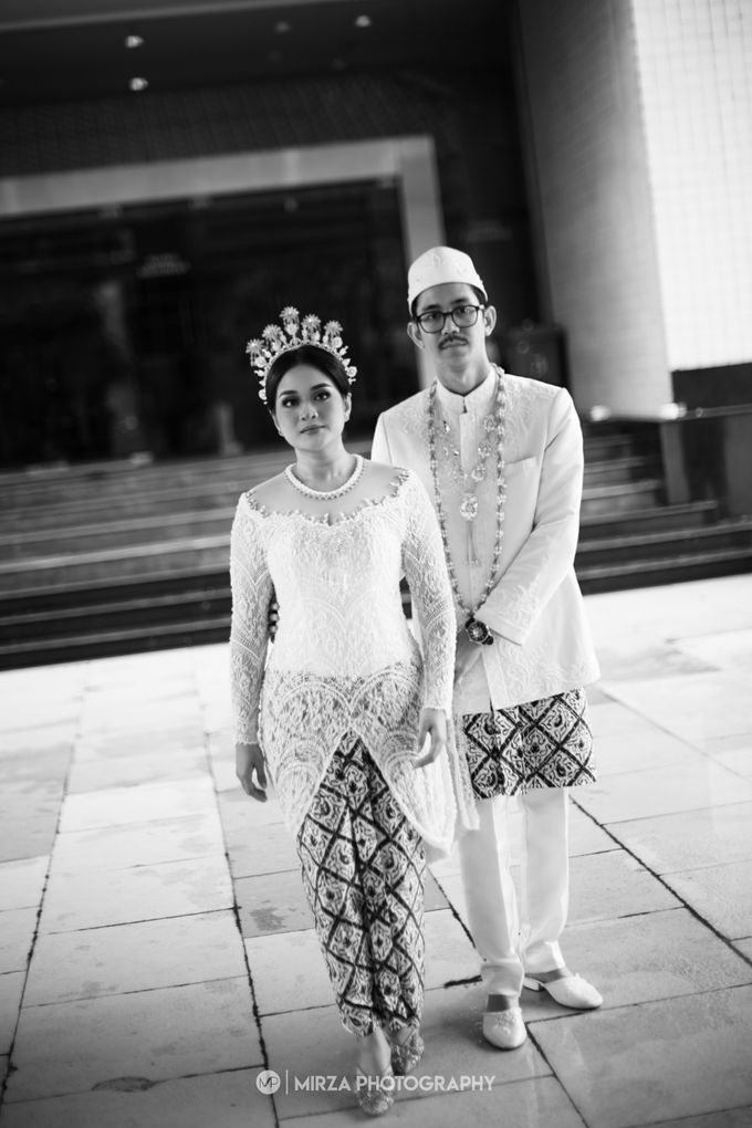 Ajeng & Lucky Wedding by Mirza Photography - 003