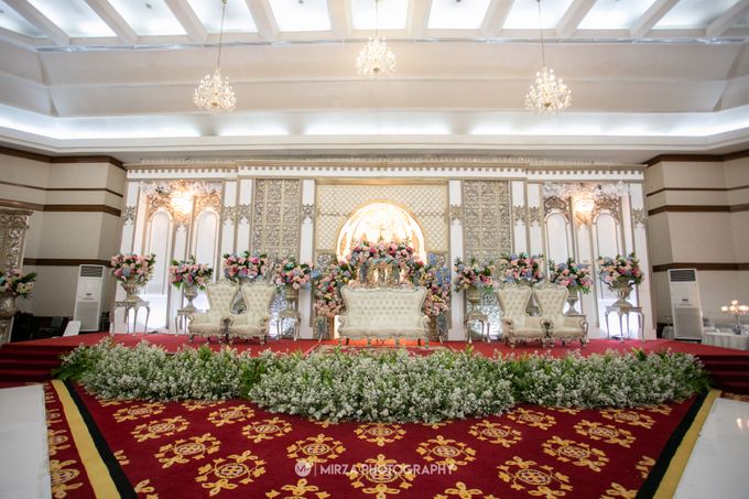 Ajeng & Lucky Wedding by Mirza Photography - 009