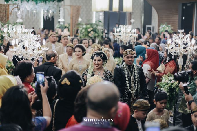 Bianty & Gilang Wedding Photo by Menara Mandiri by IKK Wedding - 002