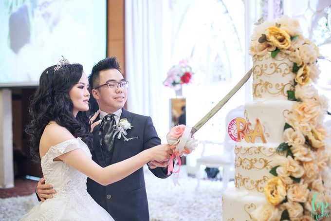 Revel N Adelina wedding day by VA Make Up Artist - 013