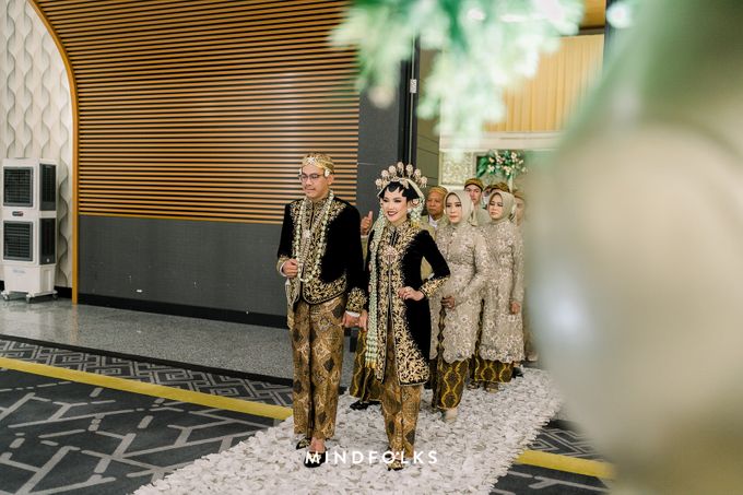 Javanese Wedding in 10th Floor by Menara Mandiri by IKK Wedding - 001