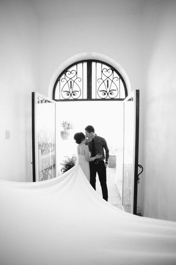 ENGAGEMENT | Derick & Khassy at Villa Nonita by Honeycomb PhotoCinema - 012 ENGAGEMENT | Derick & Khassy at Villa Nonita by Honeycomb PhotoCinema - 012
