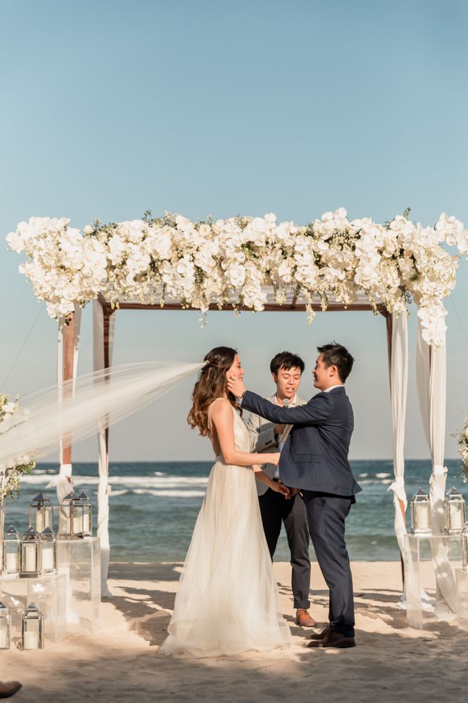 Beautiful Seashore Wedding of Loretta & Felix by Silverdust Decoration - 017 Beautiful Seashore Wedding of Loretta & Felix by Silverdust Decoration - 017