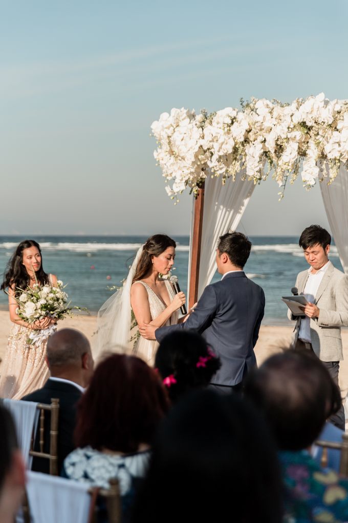 Beautiful Seashore Wedding of Loretta & Felix by Silverdust Decoration - 020 Beautiful Seashore Wedding of Loretta & Felix by Silverdust Decoration - 020