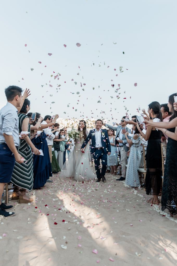 Beautiful Seashore Wedding of Loretta & Felix by Silverdust Decoration - 001 Beautiful Seashore Wedding of Loretta & Felix by Silverdust Decoration - 001