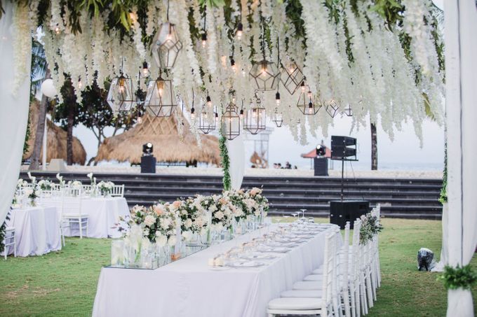 Elegant alfresco greenery wedding at The Royal Santrian by Silverdust Decoration - 020 Elegant alfresco greenery wedding at The Royal Santrian by Silverdust Decoration - 020