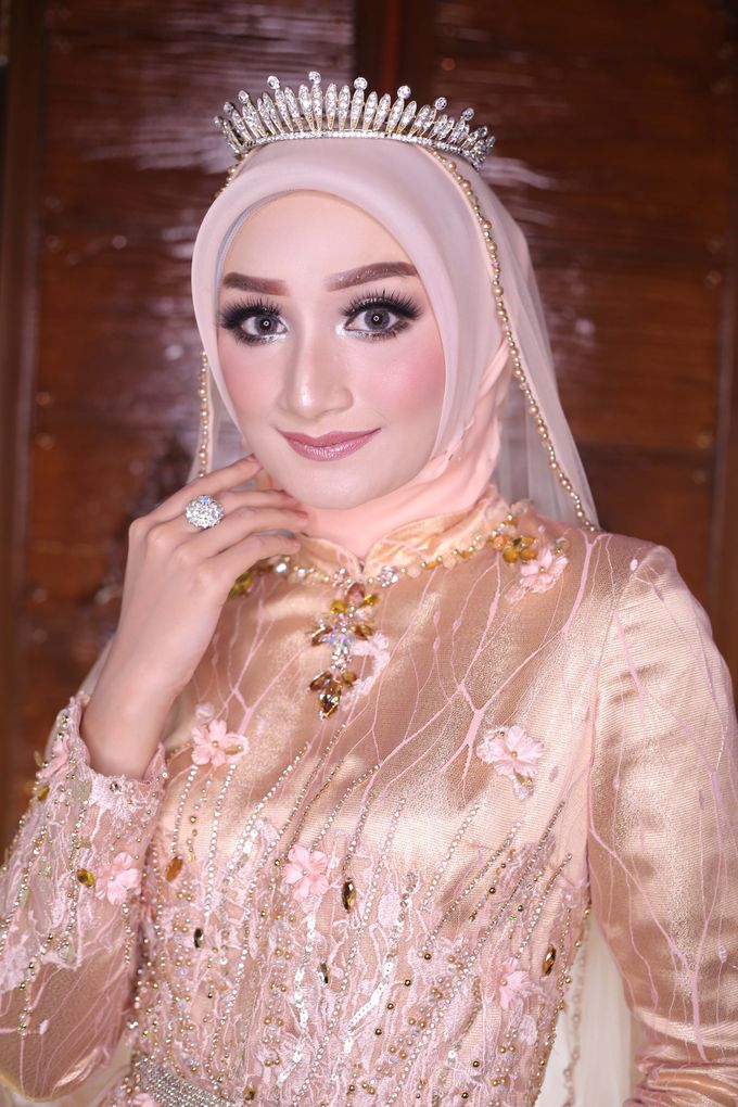 Photoshoot by LAKSMI - Kebaya Muslimah & Islamic Bride - 001 Photoshoot by LAKSMI - Kebaya Muslimah & Islamic Bride - 001