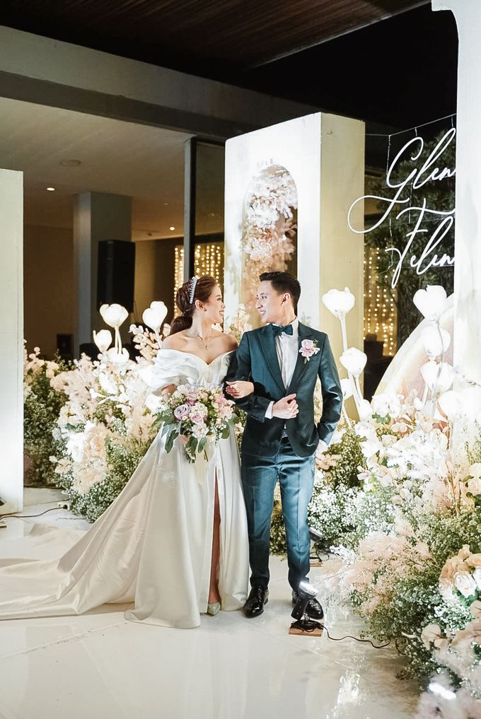 Glen & Felienda Wedding Decoration at Hilton Pool by Testimo Wedding Planner & Organizer - 019