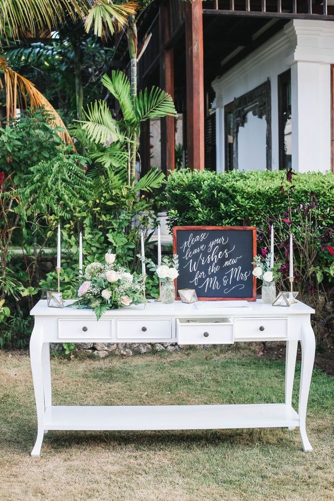 Rustic Alfresco Clifftop Wedding at Bayuh Sabbah Villa - Bali by Silverdust Decoration - 022 Rustic Alfresco Clifftop Wedding at Bayuh Sabbah Villa - Bali by Silverdust Decoration - 022