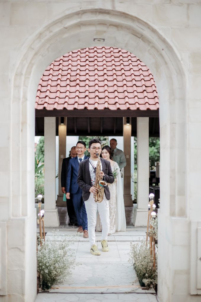 Intimate Wedding of Mr. Ganjar and Mrs. Djayanti by Historia Pixel - 005 Intimate Wedding of Mr. Ganjar and Mrs. Djayanti by Historia Pixel - 005