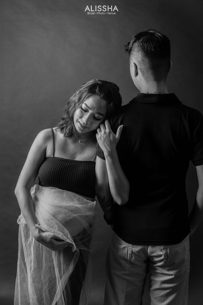 Maternity Photoshoot at Alissha by Alissha Bride - 007 Maternity Photoshoot at Alissha by Alissha Bride - 007